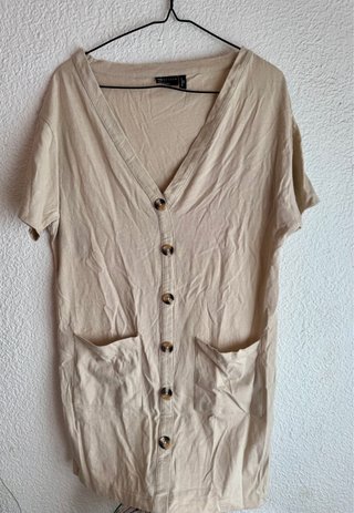 Vestido ASOS Petite Beige Botones Bolsillos