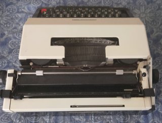 Macchina da scrivere Underwood 450 con custodia