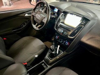 FORD Focus 1.0 Ecoboost ASS 92kW Titanium 2017