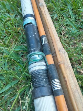 Cañas de pescar y carretes