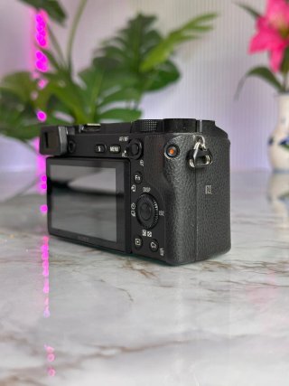 Sony A6300 + Objetivo