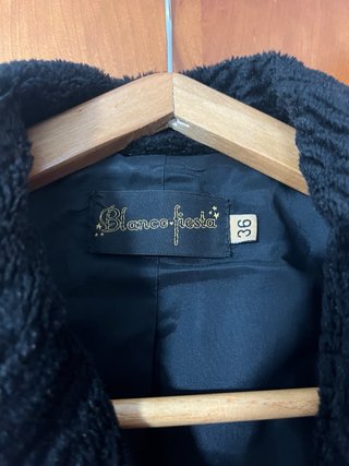 Abrigo Vintage Blanco Fiesta Negro