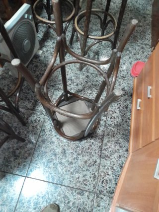 5 Taburetes Altos Madera Thonet