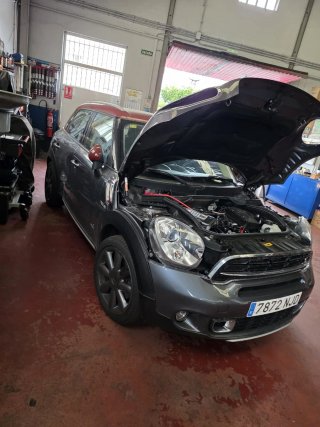 MINI Countryman 30/12\2015