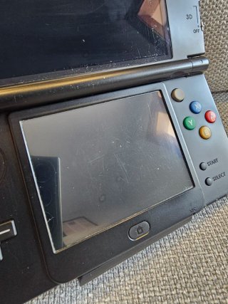 New Nintendo 3DS Nera con caricatore
