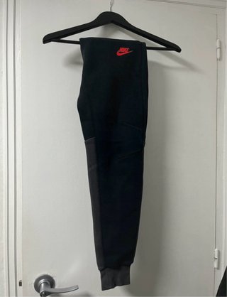 Conjunto Nike Tech Fleece Negro/Gris