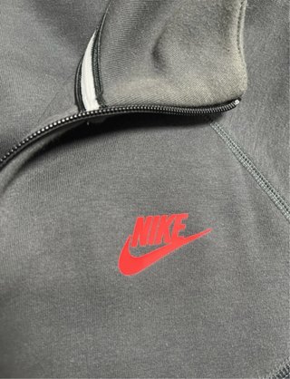 Conjunto Nike Tech Fleece Negro/Gris