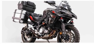 Benelli TRK 502X Gris negra y Roja 30600 kms 2019