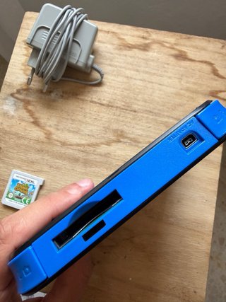 Nintendo 2DS Negra + Juego Animal Crossing