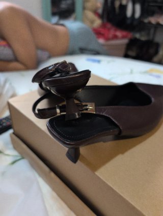 Zapatillas estilete bajo marrón