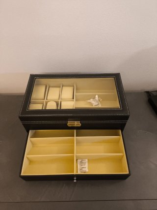 Portaoggetti in pelle con cassetto