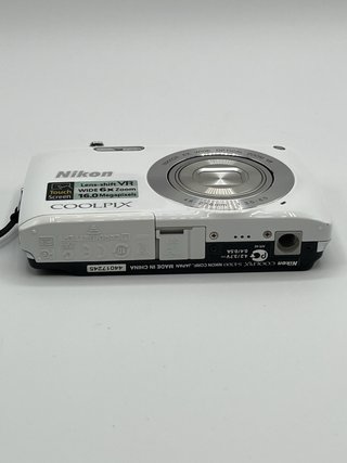 Nikon Coolpix S4300 White Digital Camera