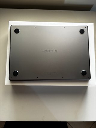 MacBook Pro 14 M1 Pro 512GB 16GB RAM Grigio
