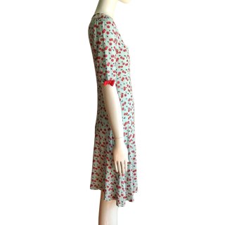 Vestido cerezas "Sourpuss".