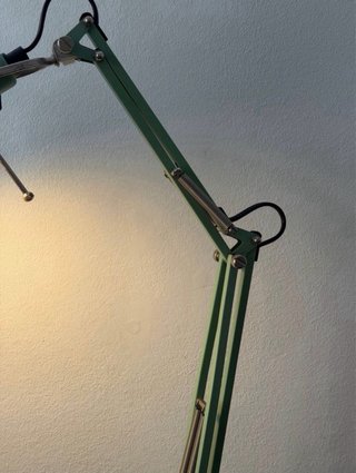 Lámpara flexo verde metal