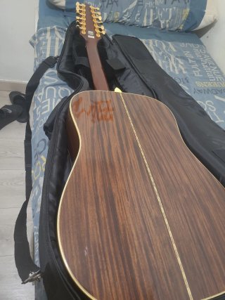 Takamine Guitarra Electro-Acústica 12 Cuerdas F412