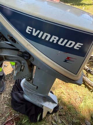 Motor fueraborda Evinrude 99