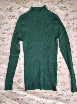 Lote 3 Jerseys M/L Bershka y más