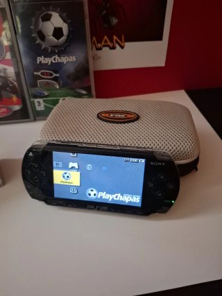 Sony PSP 1004 Fat Negra con juegos