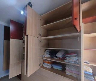 Mueble con cama abatible