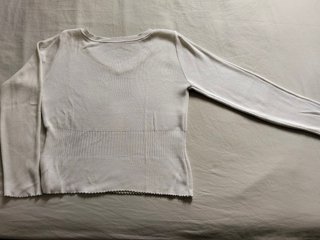 3 jerséis: rayas, blanco y marrón