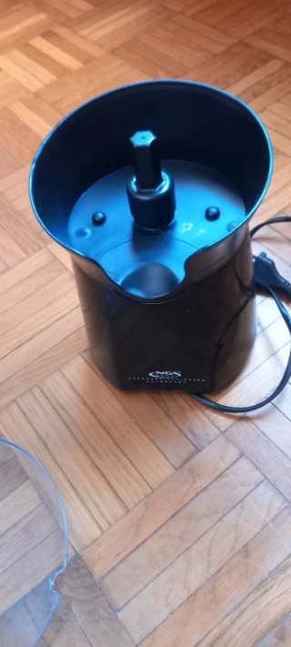 Exprimidor Eléctrico NGS