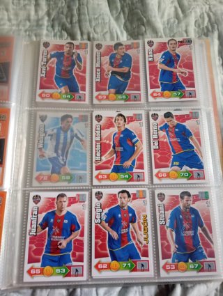 Álbum Panini Adrenalyn XL 2010-11 + 150 Cartas