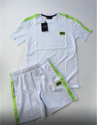 Conjunto EA7 Emporio Armani gris