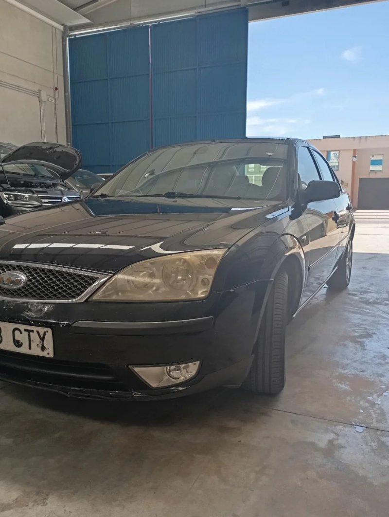 Ford Mondeo 2004 - foto 1