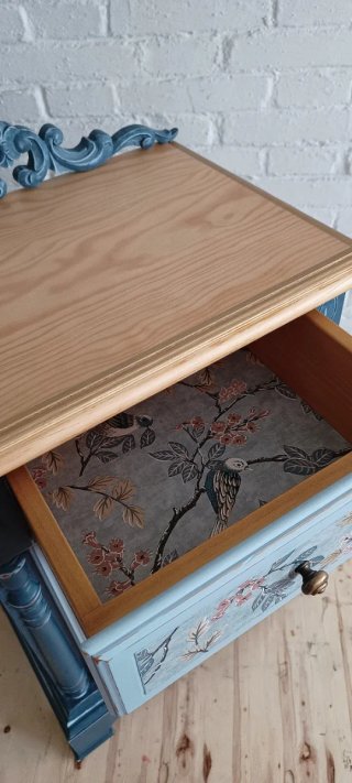 Mueble auxiliar/mesita noche vintage restaurado