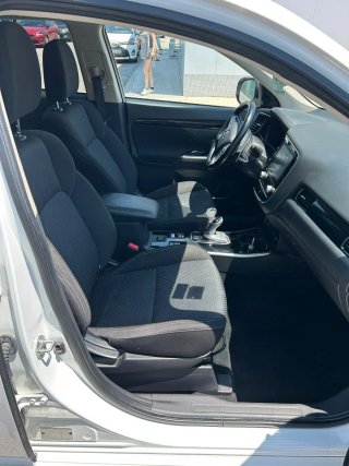 Mitsubishi Outlander 2021