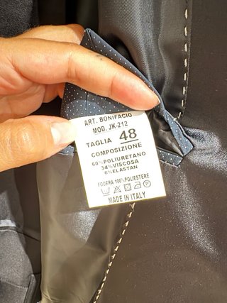 Abito elegante uomo nero