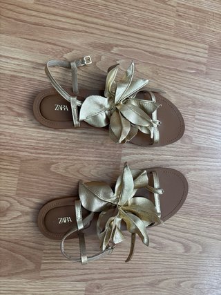 Sandalias Zara