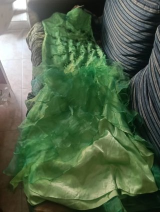 Vestido de fiesta verde Katy talla 10 Negociable