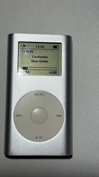 Apple iPod Mini 2ª Gen 32GB Plata.