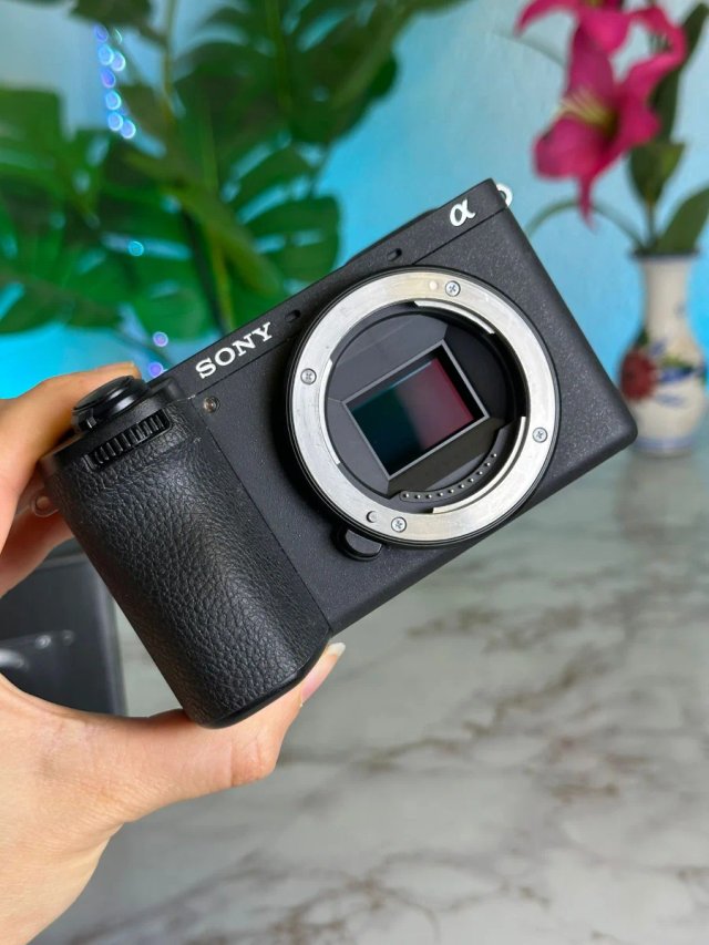 Sony A6700