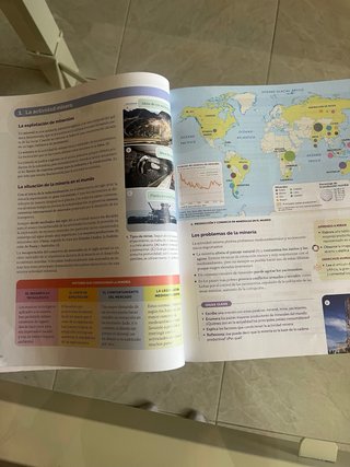 Geografía e Historia, 3 ESO, Proyecto Contruyen...