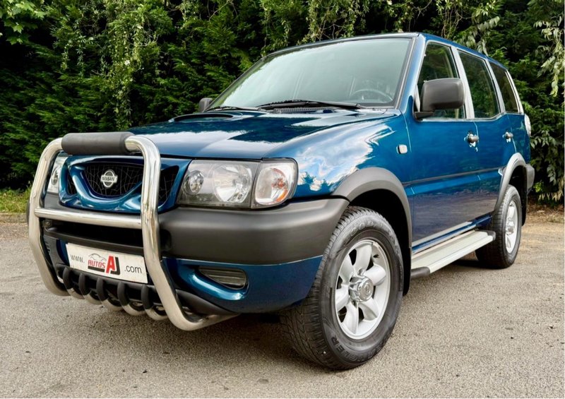 Nissan Terrano II 2000 - foto 1