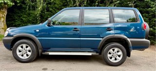 Nissan Terrano II 2000