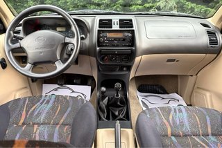 Nissan Terrano II 2000