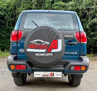 Nissan Terrano II 2000