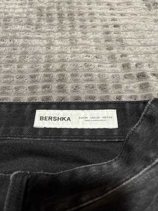 Pantalón Vaquero Negro Bershka