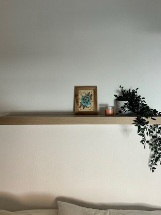 Estante pared madera. Nuevo con envoltorio