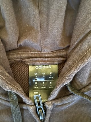 Felpa Adidas con zip e cappuccio