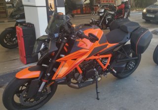 KTM 1390 Super Duke R Naranja/Negra