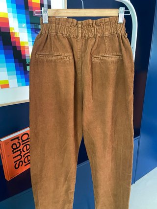 Pantalón marrón corduroy cintura elástica