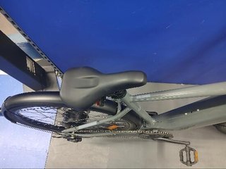 Bicicleta Trekking Eléctrica Cuadro Alto E-Actv 100 Gris