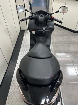 Suzuki Burgman 200