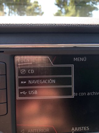 SEAT Leon 2015 1.2 110 cv reference CONNECT