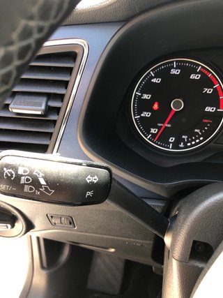 SEAT Leon 2015 1.2 110 cv reference CONNECT